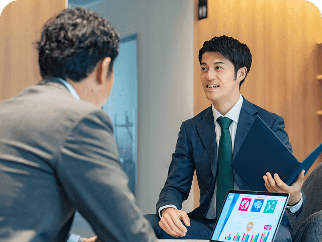 Hạ tầng và thương mại